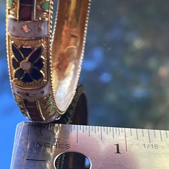 Bangle - Picture 6 of 7